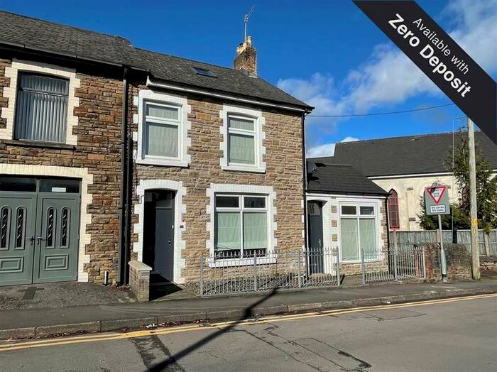 2 Bedroom End Of Terrace House To Rent In Hanbury Road, Pontnewynydd, Pontypool, NP4