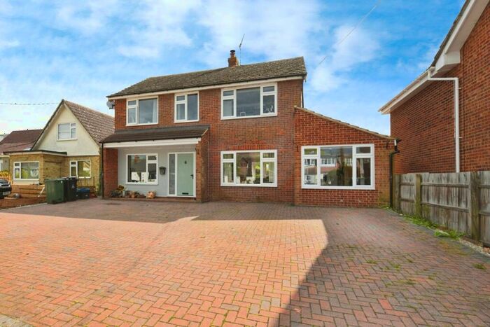 5 Bedroom Detached House For Sale In Brook Road, Tolleshunt Knights, Maldon, CM9