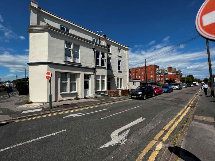 1 Bedroom Flat To Rent In , Palmerston Road, Bournemouth, BH1