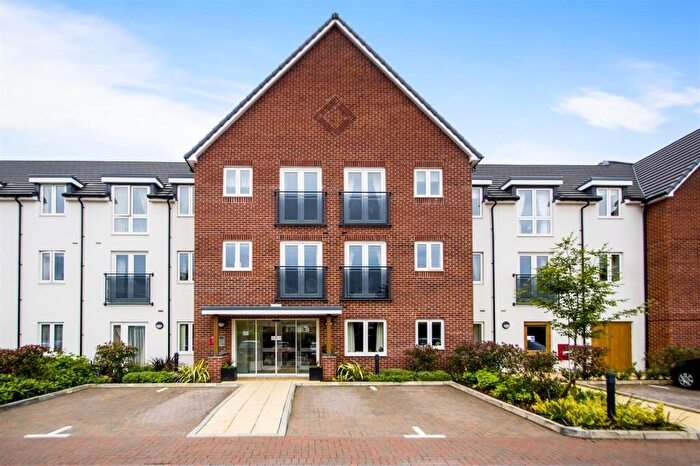 2 Bedroom Apartment For Sale In Whyburn Court, Nottingham Road, Hucknall, Nottingham, NG15