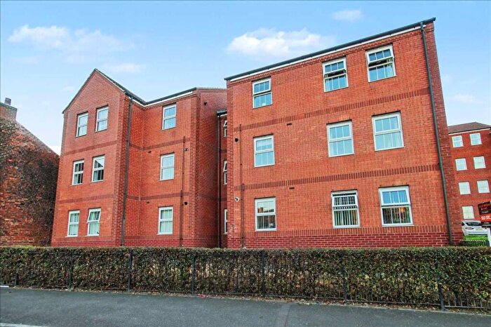 2 Bedroom Apartment For Sale In Park Road, Ilkeston, Derbyshire, DE7