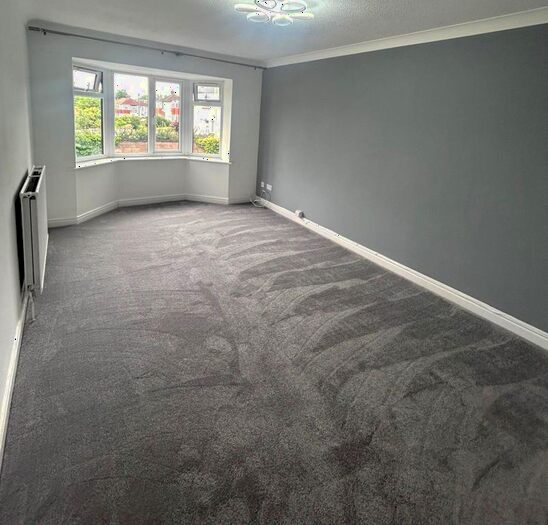 2 Bedroom Flat To Rent In Cartwright Lane, Cardiff, CF5