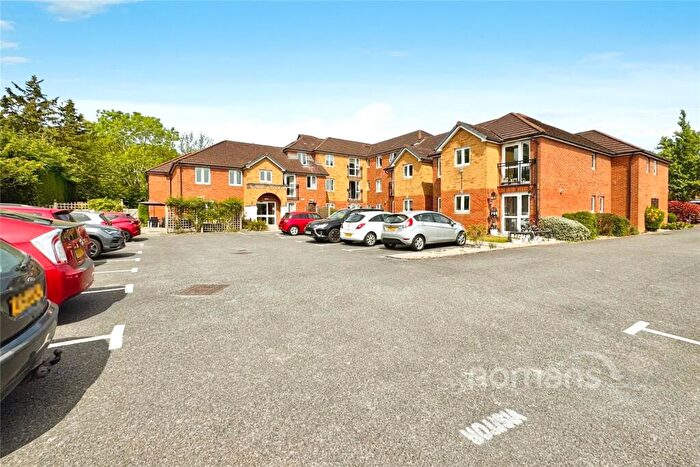 1 Bedroom Apartment For Sale In Yorktown Road, College Town, Sandhurst, GU47