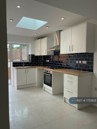 4 Bedroom Terraced House To Rent In Maidstone, Maidstone, ME14