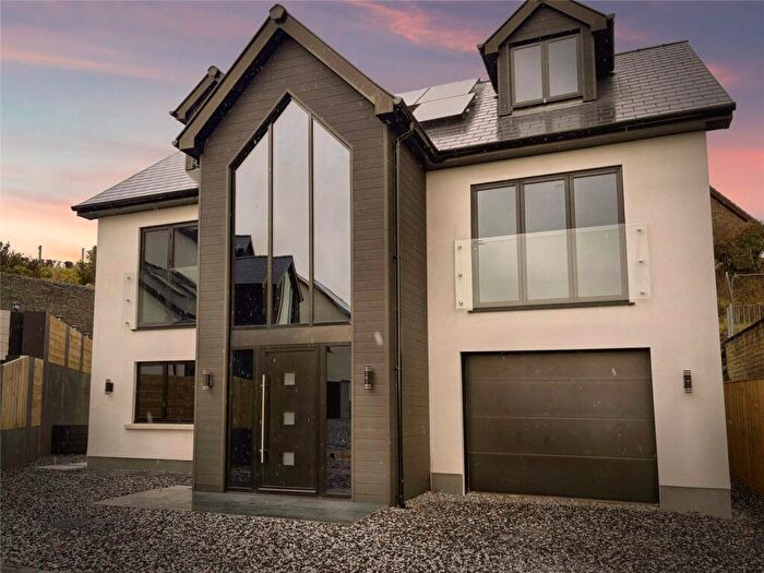4 Bedroom Detached House For Sale In Croesyceiliog, Carmarthen, Carmarthenshire, SA32