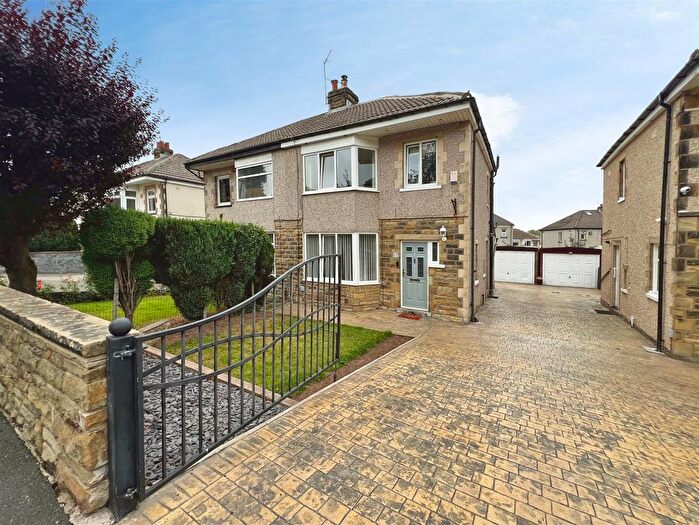 3 Bedroom Semi-Detached House For Sale In Leeds Road, Eccleshill, BD2