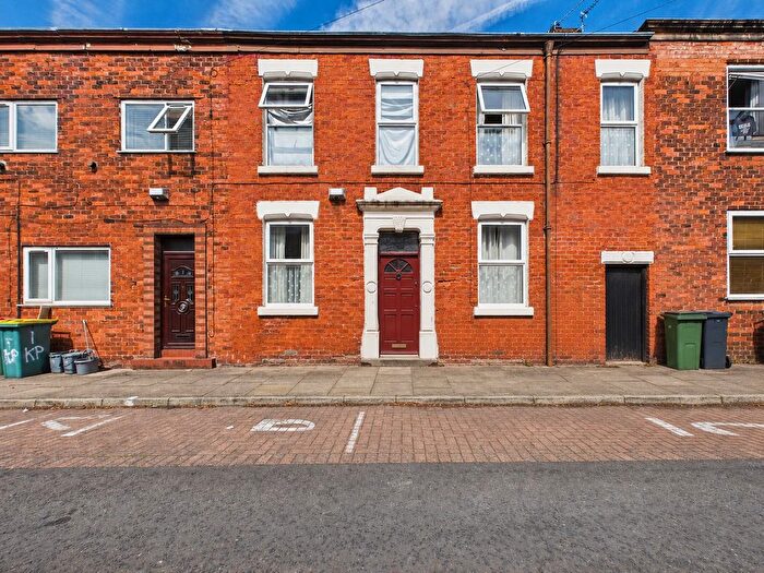 2 Bedroom Terraced House For Sale In Kenmure Place, Preston, PR1