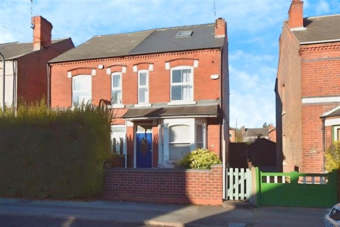 3 Bedroom Semi Detached House For Sale In Park Street, Beeston, Nottingham, NG9