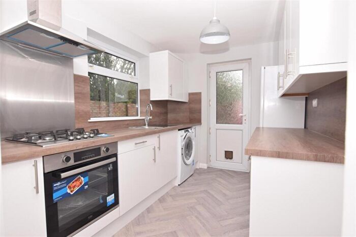 4 Bedroom Semi-Detached House To Rent In B, Trentham Close, PC02