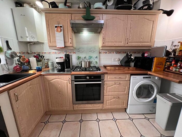 2 Bedroom Semi-Detached House For Sale In The Furlongs, Market Harborough, LE16