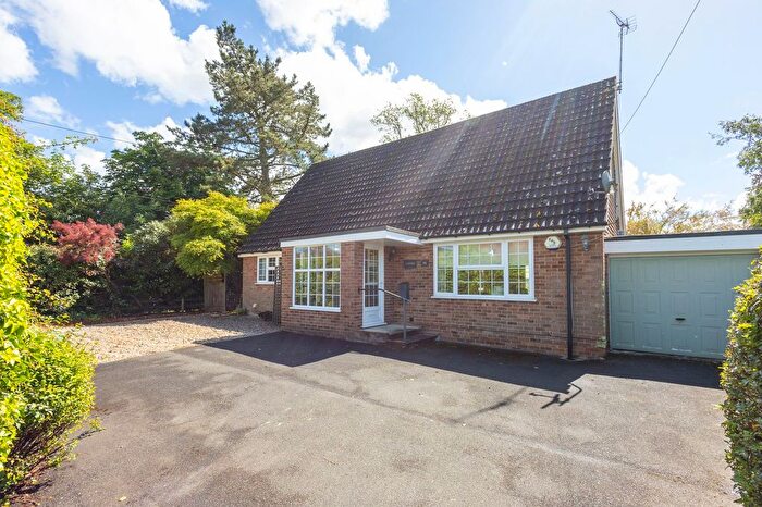 3 Bedroom Detached House For Sale In Front Road, Woodchurch, TN26