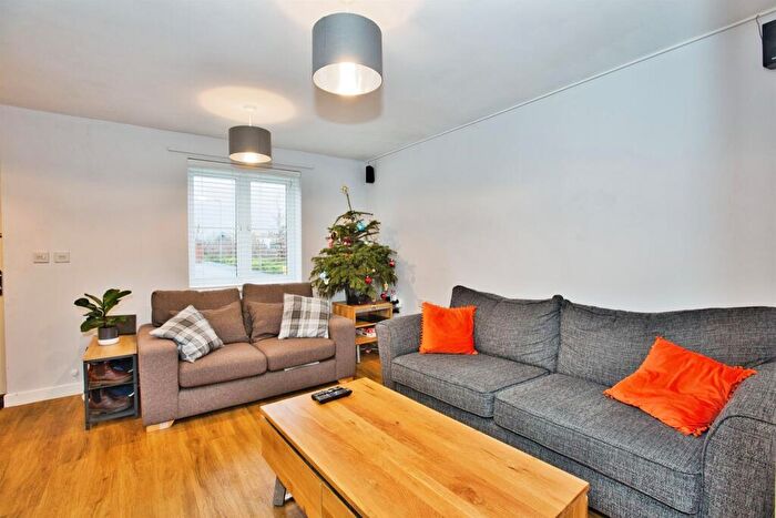 2 Bedroom Semi-Detached House For Sale In Cunningham Road, Yeovil, BA21