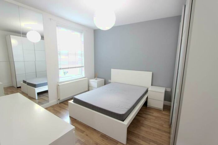 3 Bedroom Apartment To Rent In Lyndhurst Road, London, N22