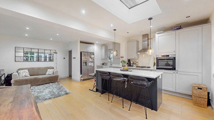 3 Bedroom Semi-detached House For Sale In Cardinal Road, Ruislip, HA4