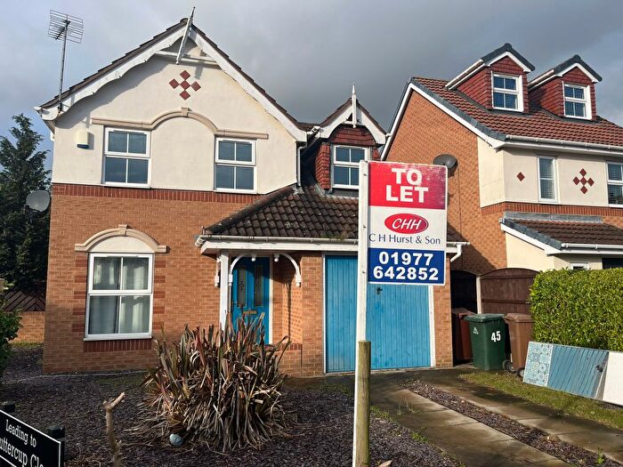 3 Bedroom Detached House To Rent In Bluebell Way, Pontefract, WF9