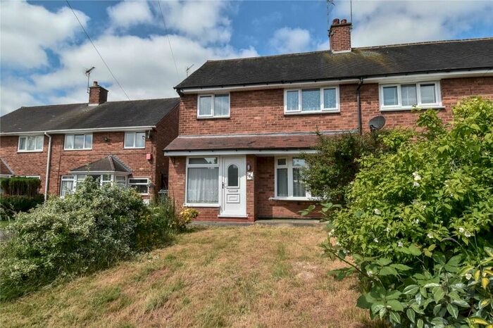 3 Bedroom Semi-Detached House To Rent In Woodcock Lane, Northfield, Birmingham, West Midlands, B31