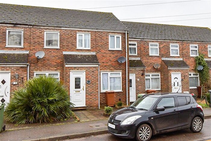 2 Bedroom Terraced House For Sale In Maidstone Road, Paddock Wood, Kent, TN12