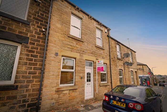 1 Bedroom Maisonette For Sale In Racecommon Road, Barnsley, S70