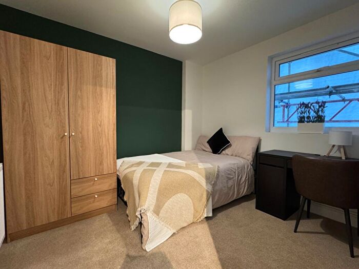 6 Bedroom Terraced House To Rent In Cottrell Road, Bristol, BS5