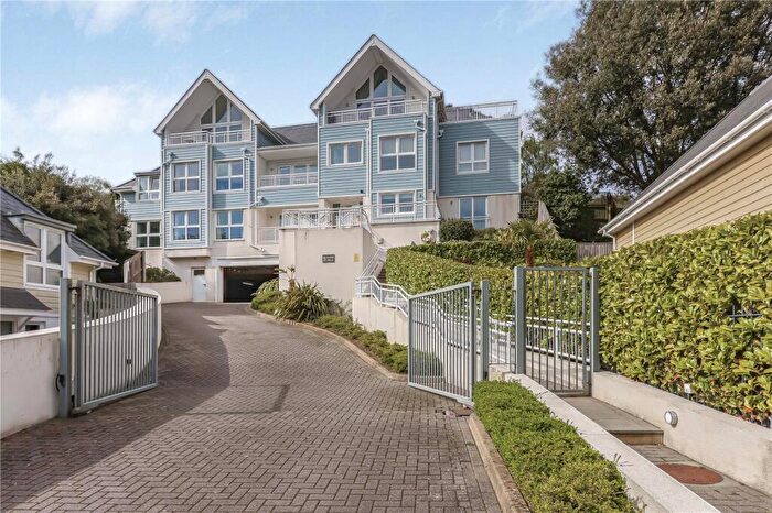 2 Bedroom Apartment For Sale In Munster Road, Lower Parkstone, Poole, Dorset, BH14