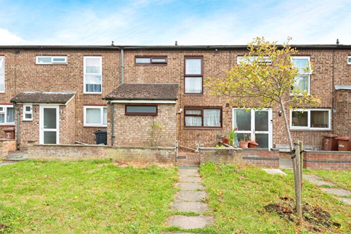 3 Bedroom Terraced House For Sale In Canterbury Way, Stevenage, SG1