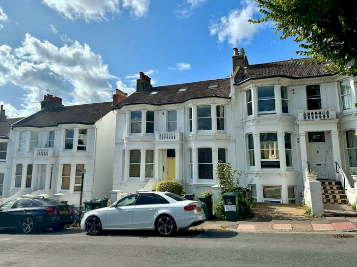 2 Bedroom Flat To Rent In Beaconsfield Villas, Brighton, BN1