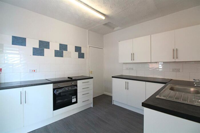 3 Bedroom Apartment To Rent In Anlaby Road, Hull, HU3