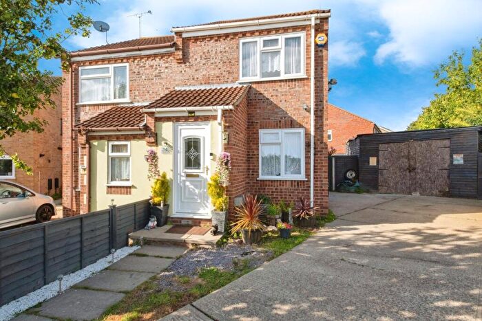2 Bedroom Semi Detached House For Sale In Washington Road, Dovercourt, Harwich, CO12