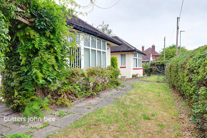 3 Bedroom Bungalow For Sale In Springfield Drive, Crewe, CW2
