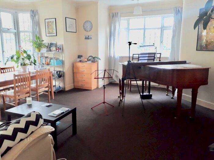 2 Bedroom Flat To Rent In Wembley Park Drive, Wembley, Middlesex, HA9