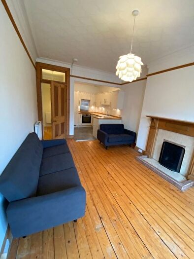 2 Bedroom Flat To Rent In Craigcrook Place, Blackhall, Edinburgh, EH4