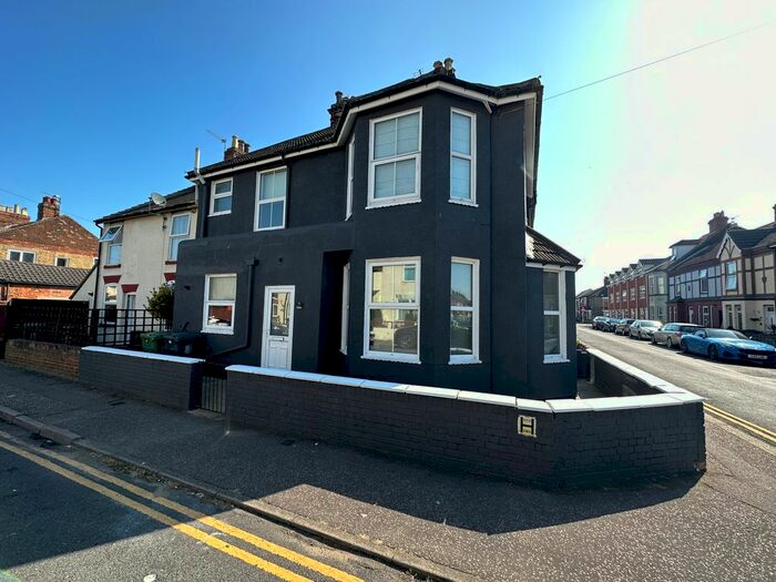 2 Bedroom Property To Rent In Wolseley Road, Great Yarmouth, NR31