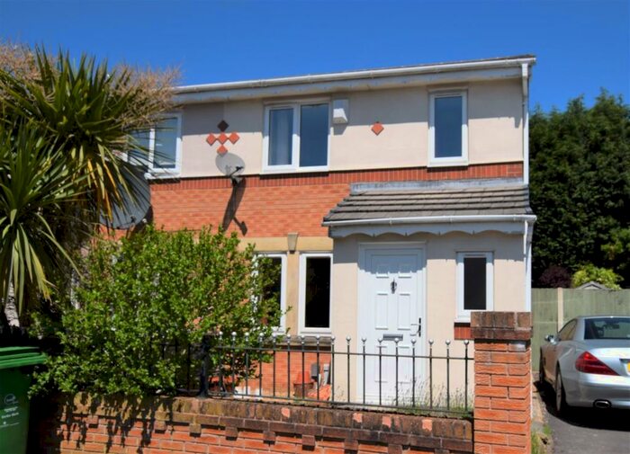 3 Bedroom Semi-Detached House To Rent In Hasper Ave, Didsbury, M20