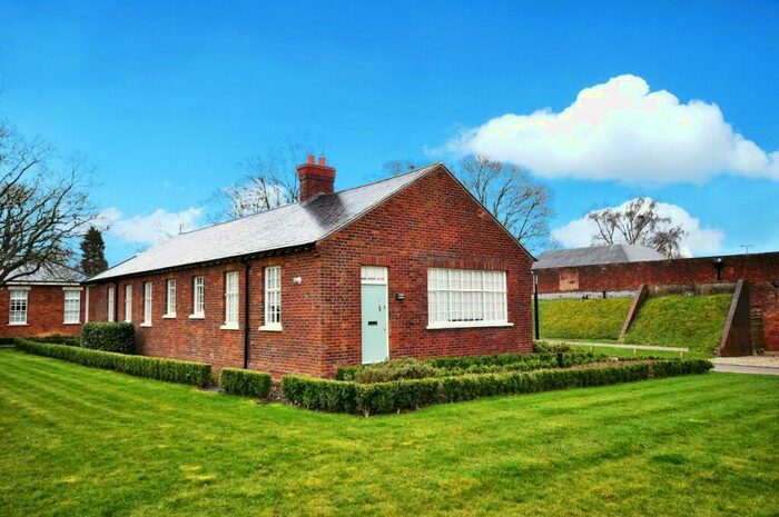 2 Bedroom End Of Terrace House To Rent In The Parade, Caversfield, Bicester, OX27