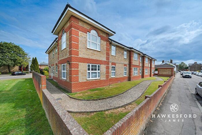 1 Bedroom Flat For Sale In West Lane, The Turrets West Lane, ME10