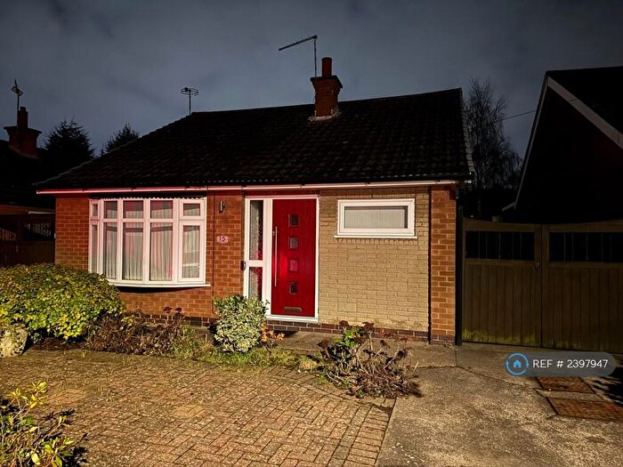 2 Bedroom Bungalow To Rent In Walesby Crescent, Nottingham, NG8