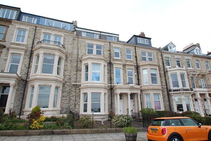 2 Bedroom Apartment For Sale In Percy Gardens, Tynemouth, NE30