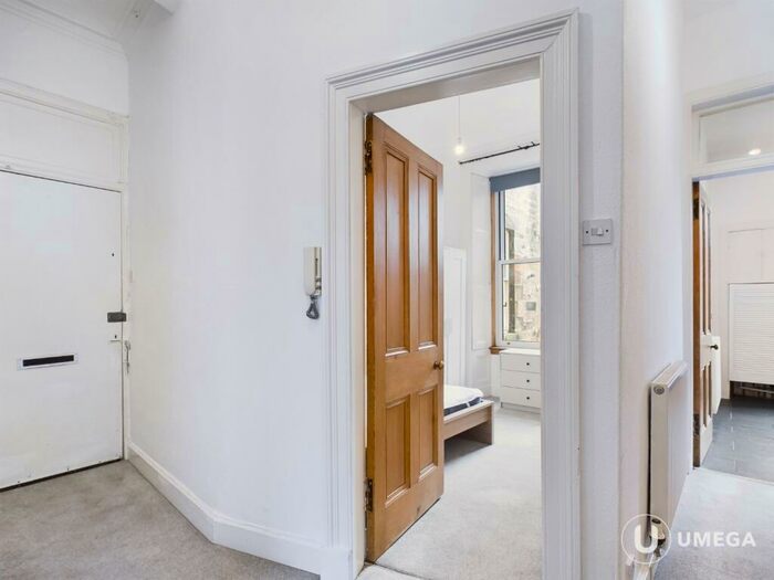 2 Bedroom Flat To Rent In Lauriston Gardens, Meadows, Edinburgh, EH3