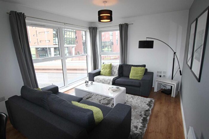 2 Bedroom Apartment To Rent In Quantum, Chapeltown Street, Manchester, M1