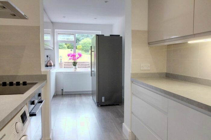 4 Bedroom Detached House To Rent In Tolmers Avenue, Cuffley, Potters Bar, EN6