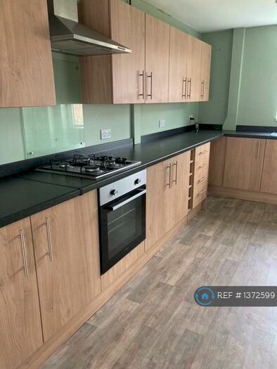 3 Bedroom End Of Terrace House To Rent In Nevinson Avenue, South Shields, NE34