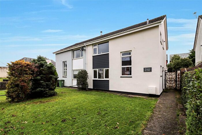 3 Bedroom Semi-Detached House For Sale In Carter Close, South Molton, Devon, EX36