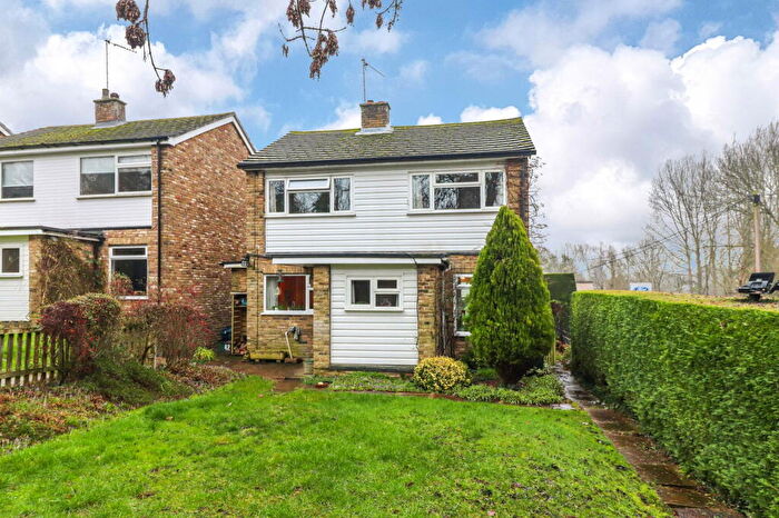 3 Bedroom Detached House For Sale In Cannon Mill Avenue, Chesham, HP5