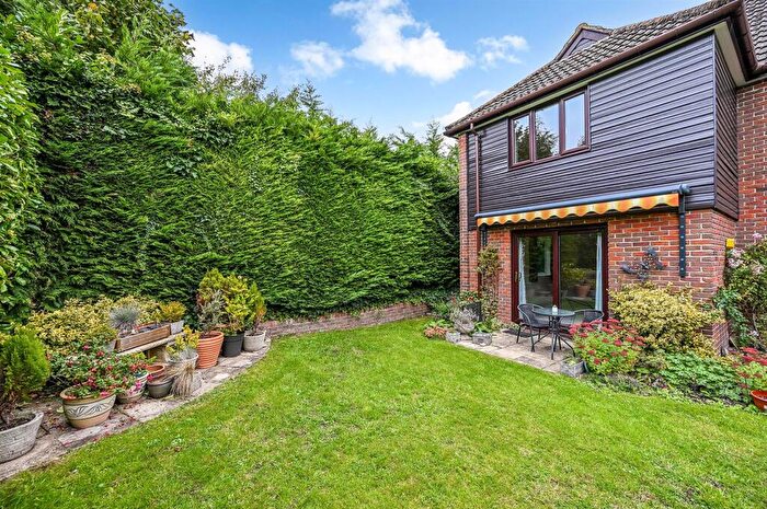 2 Bedroom Retirement Property For Sale In Carters Meadow, Charlton, Andover, SP10