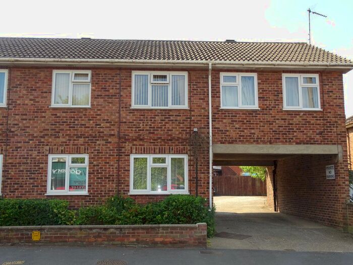 1 Bedroom Flat To Rent In Nicholas Court, Norwich, NR3
