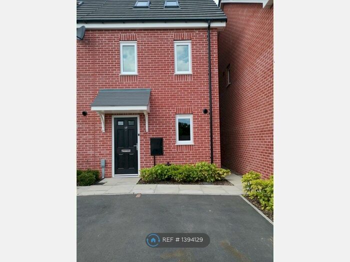 3 Bedroom End Of Terrace House To Rent In Hastingscroft Close, Coventry, CV3