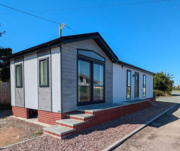 2 Bedroom Park Home For Sale In Deeside, Flintshire, CH5