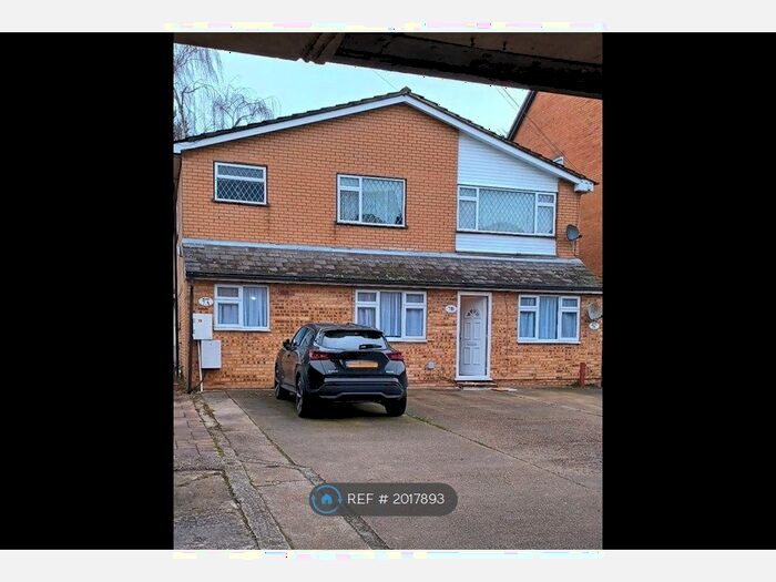 1 Bedroom Maisonette To Rent In High Street, Aveley, South Ockendon, RM15