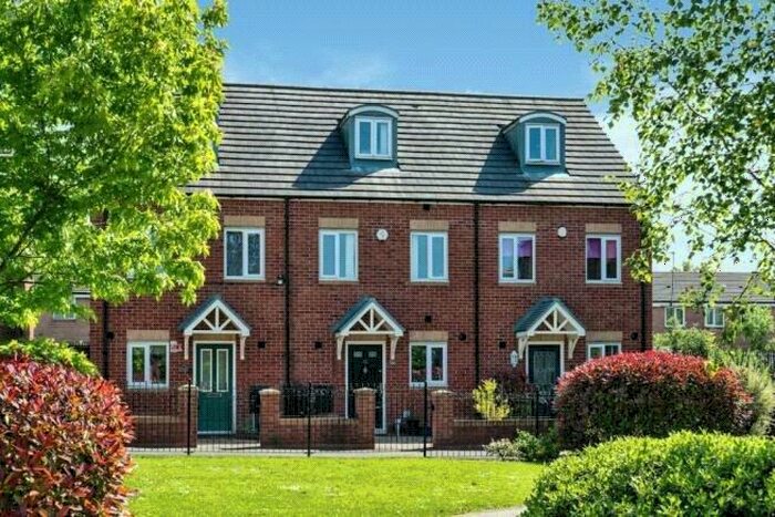 3 Bedroom Terraced House To Rent In Hexagon Close, Manchester, M9