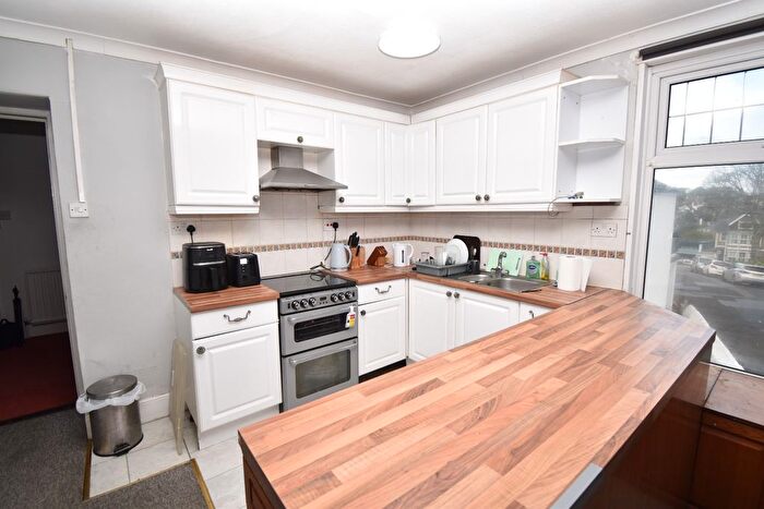 5 Bedroom Semi-Detached House To Rent In Gyllyngvase Terrace, Falmouth, TR11